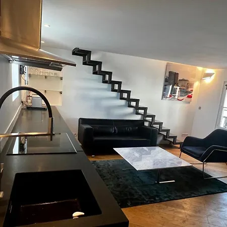 A Duplex With A Sacre Coeur's View Apartment Paris